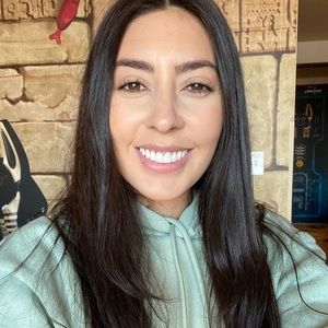 Meet your Posher, Estrella